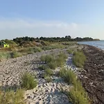 4 Person In *